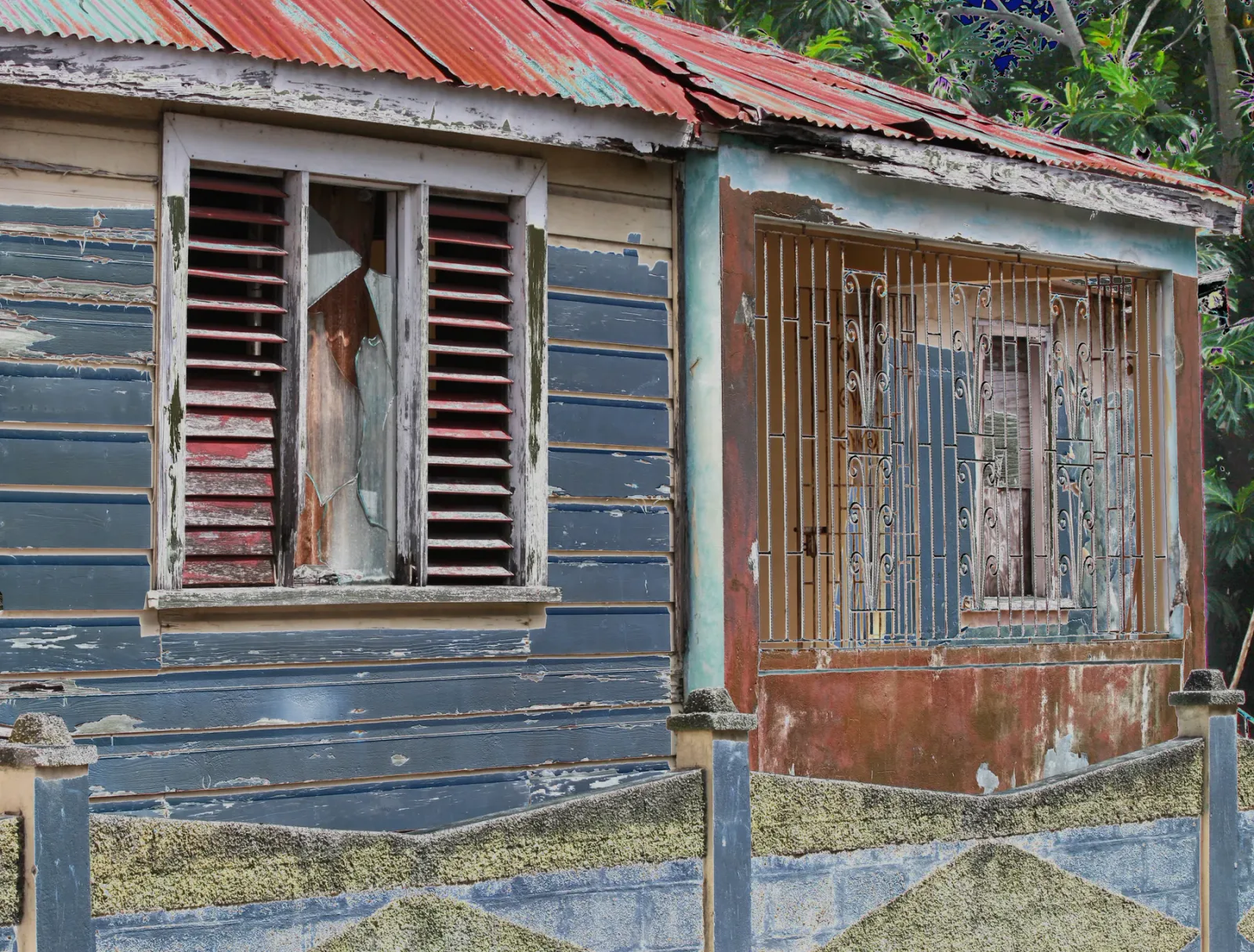 River Oaks townhouse, Ocho Rios photograph 1